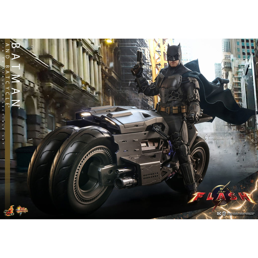 Produktbild The Flash Movie Masterpiece Actionfigur mit Fahrzeug 1/6 Batman & Batcycle Set 30 cm