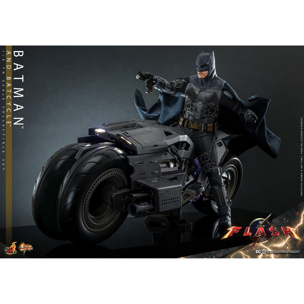 Produktbild The Flash Movie Masterpiece Actionfigur mit Fahrzeug 1/6 Batman & Batcycle Set 30 cm