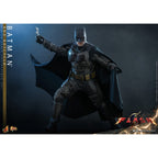 Produktbild The Flash Movie Masterpiece Actionfigur mit Fahrzeug 1/6 Batman & Batcycle Set 30 cm