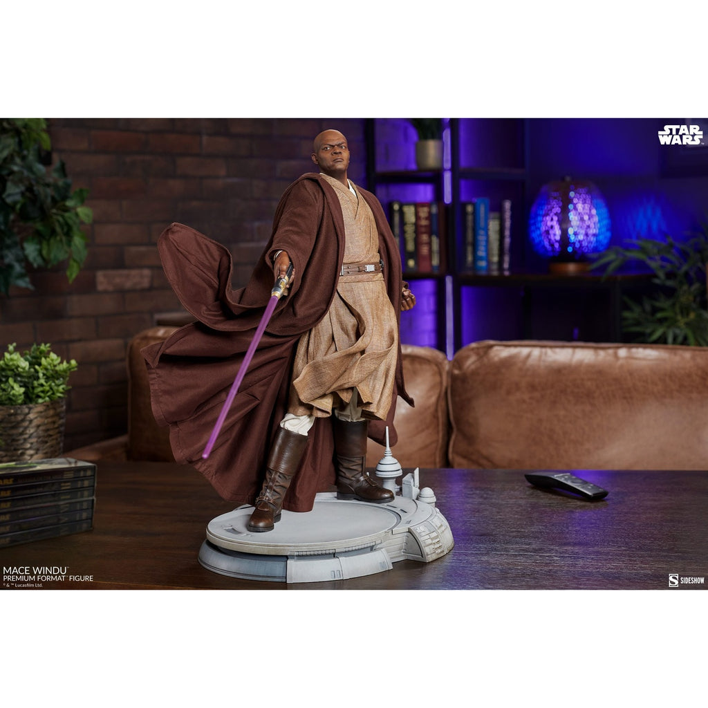 Produktbild Star Wars Episode III Premium Format Figur Mace Windu 53 cm