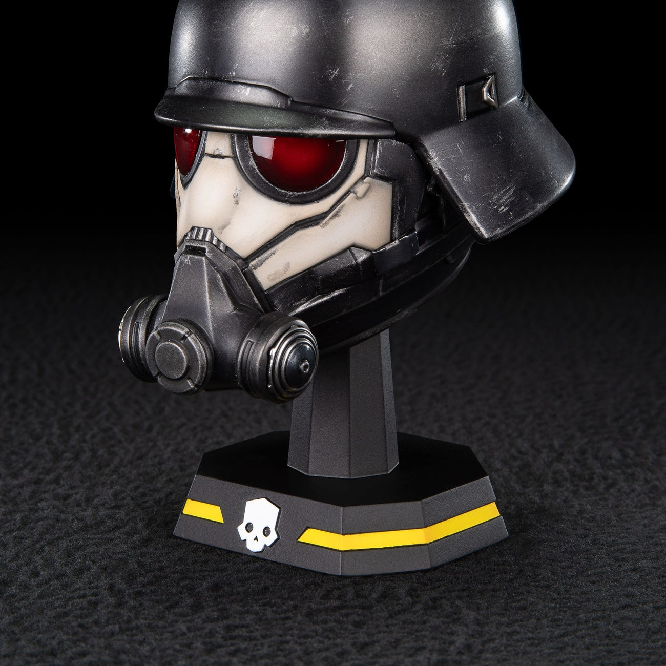 Produktbild Helldivers 2 Replik 1/4 Field Chemist Helmet 11 cm