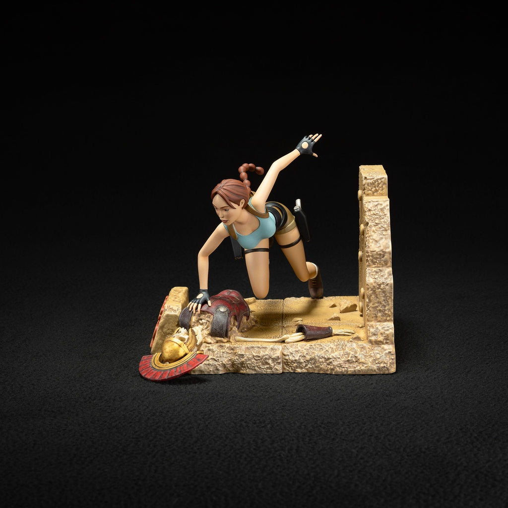 Produktbild Tomb Raider 1996 PVC Statue Lara Croft Classic Era 17 cm