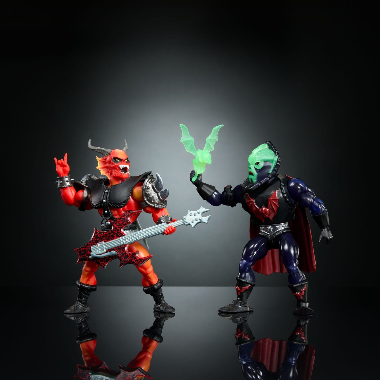 Produktbild Masters of the Universe x Stranger Things Origins Actionfiguren 2er-Pack Hordak & Hellfire-Man 14 cm