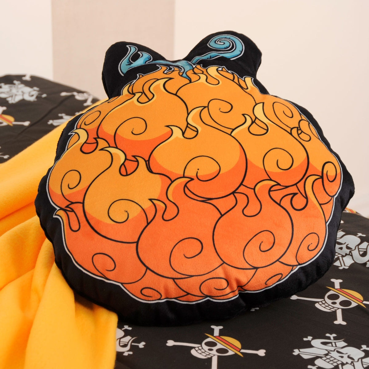 Produktbild One Piece Dekokissen Feuer Feuer Frucht 36 cm