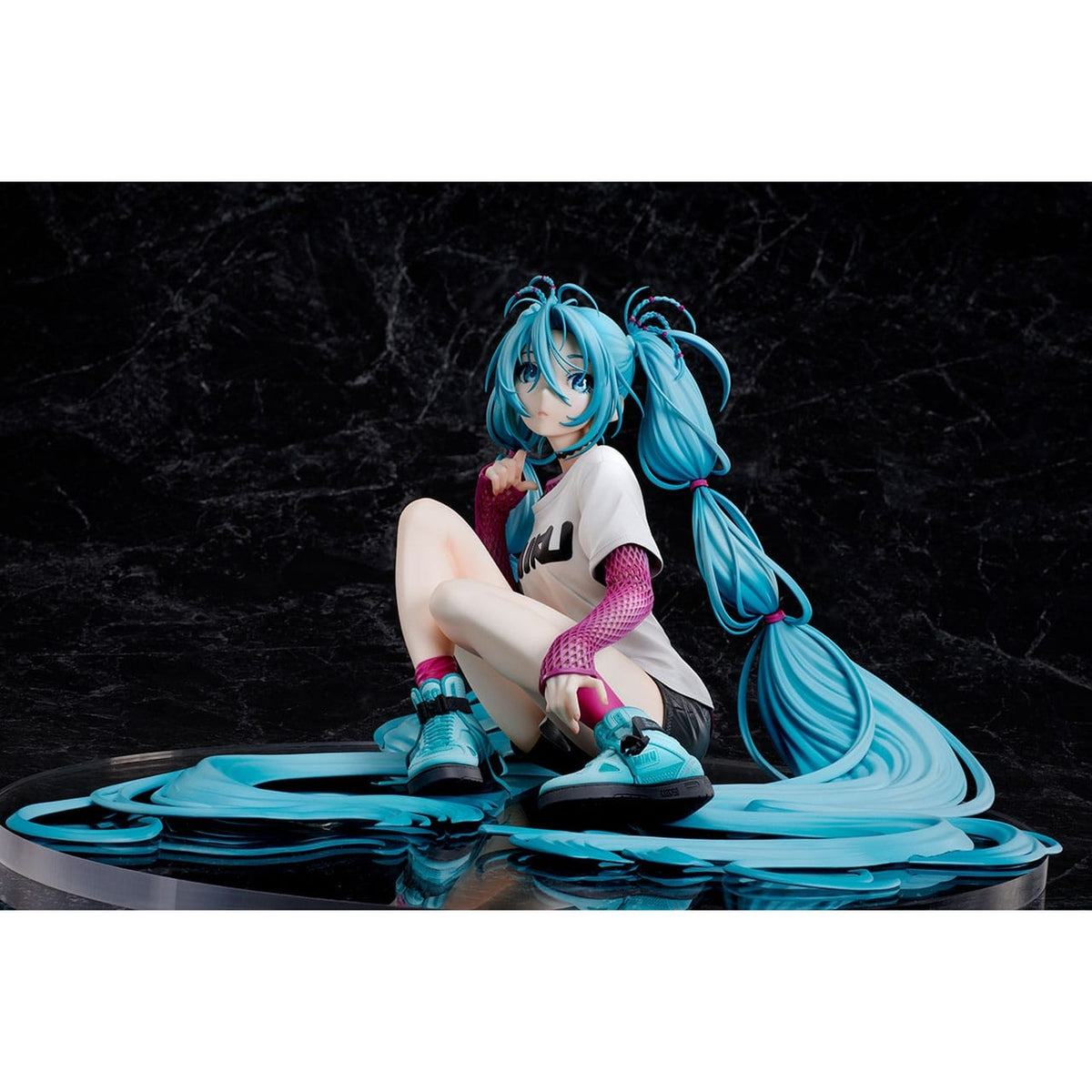 Produktbild Hatsune Miku Statue 1/4 Yoneyama Mai The Latest Street Style "Cute" Limited Edition 17 cm