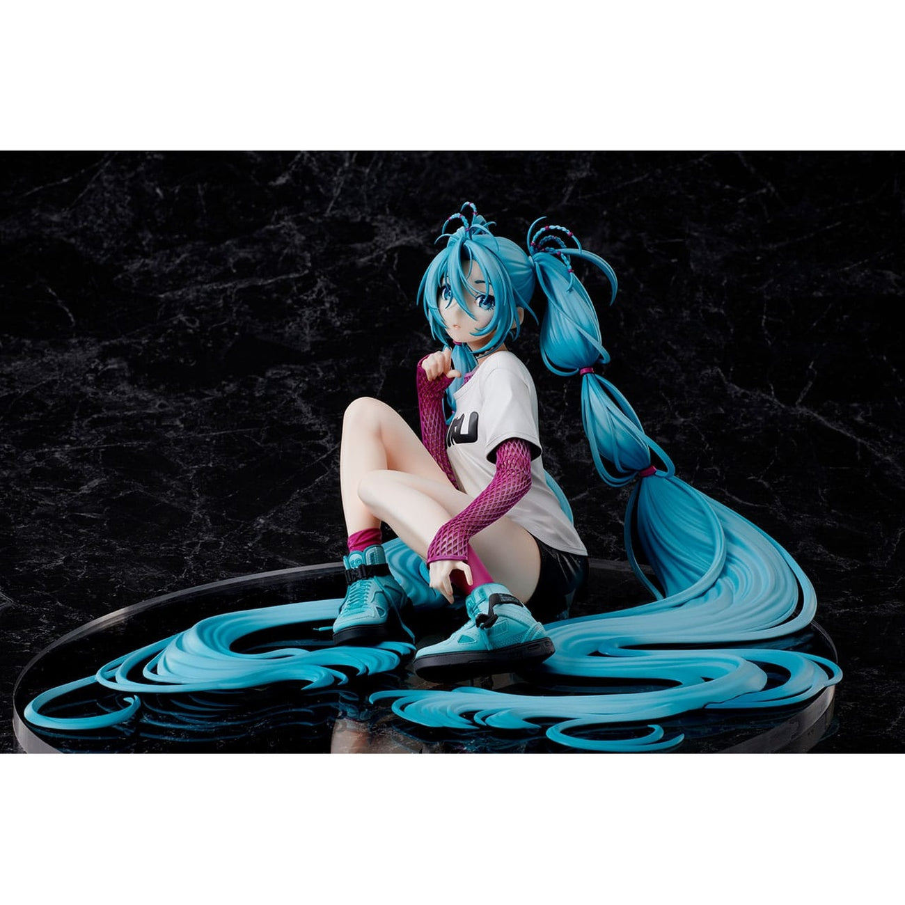 Produktbild Hatsune Miku Statue 1/4 Yoneyama Mai The Latest Street Style "Cute" Limited Edition 17 cm
