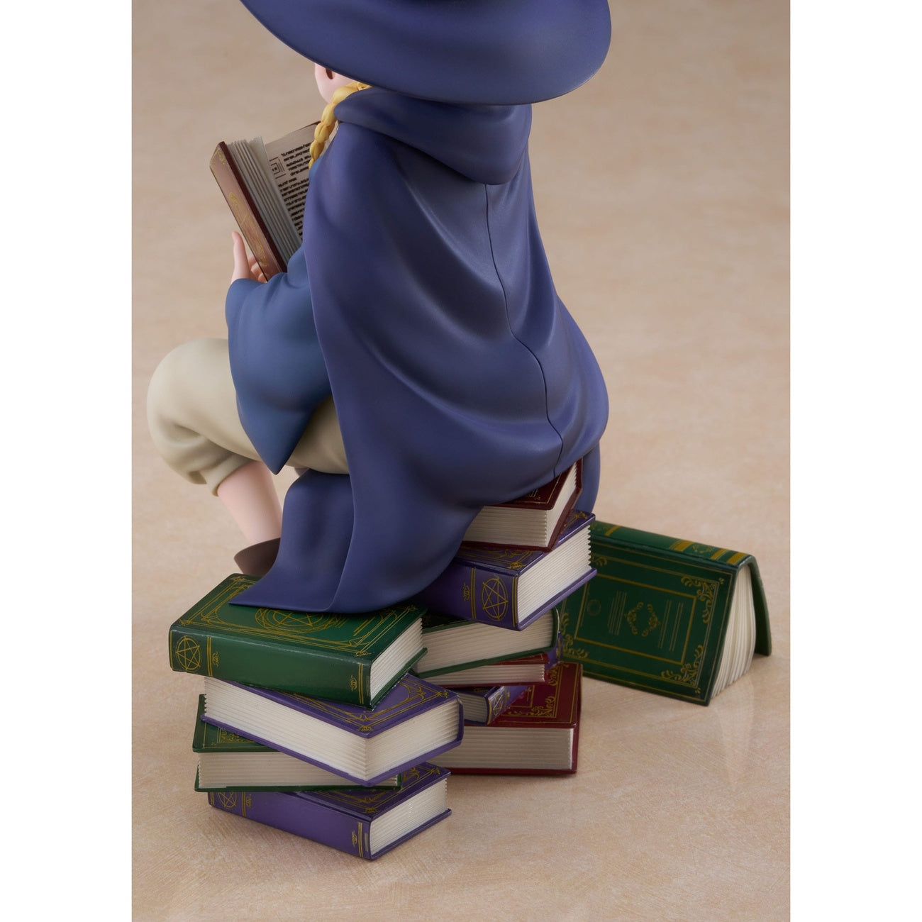 Produktbild Delicious in Dungeon PVC Statue 1/7 Marcille Student Ver. AmiAmi Limited Edition 19 cm