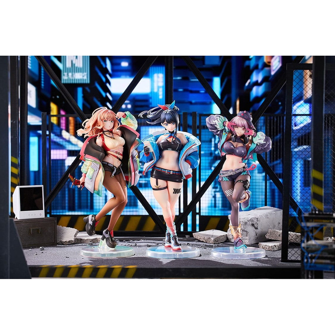 Produktbild Gridman Universe PVC Statuen 3er-Pack 1/7 Rikka Takarada, Akane Shinjo, Yume Minami: Dreamy Divas Ver.