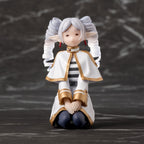 Produktbild Frieren: Beyond Journey's End PM Perching PVC Statue I have ringlets now Clear Ver. heo Exclusive 10 cm
