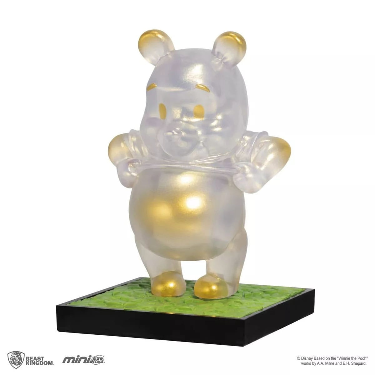 Produktbild Disney Classic Series Mini Egg Attack Figur 100 Years Winnie the Pooh Pearl Special 8 cm