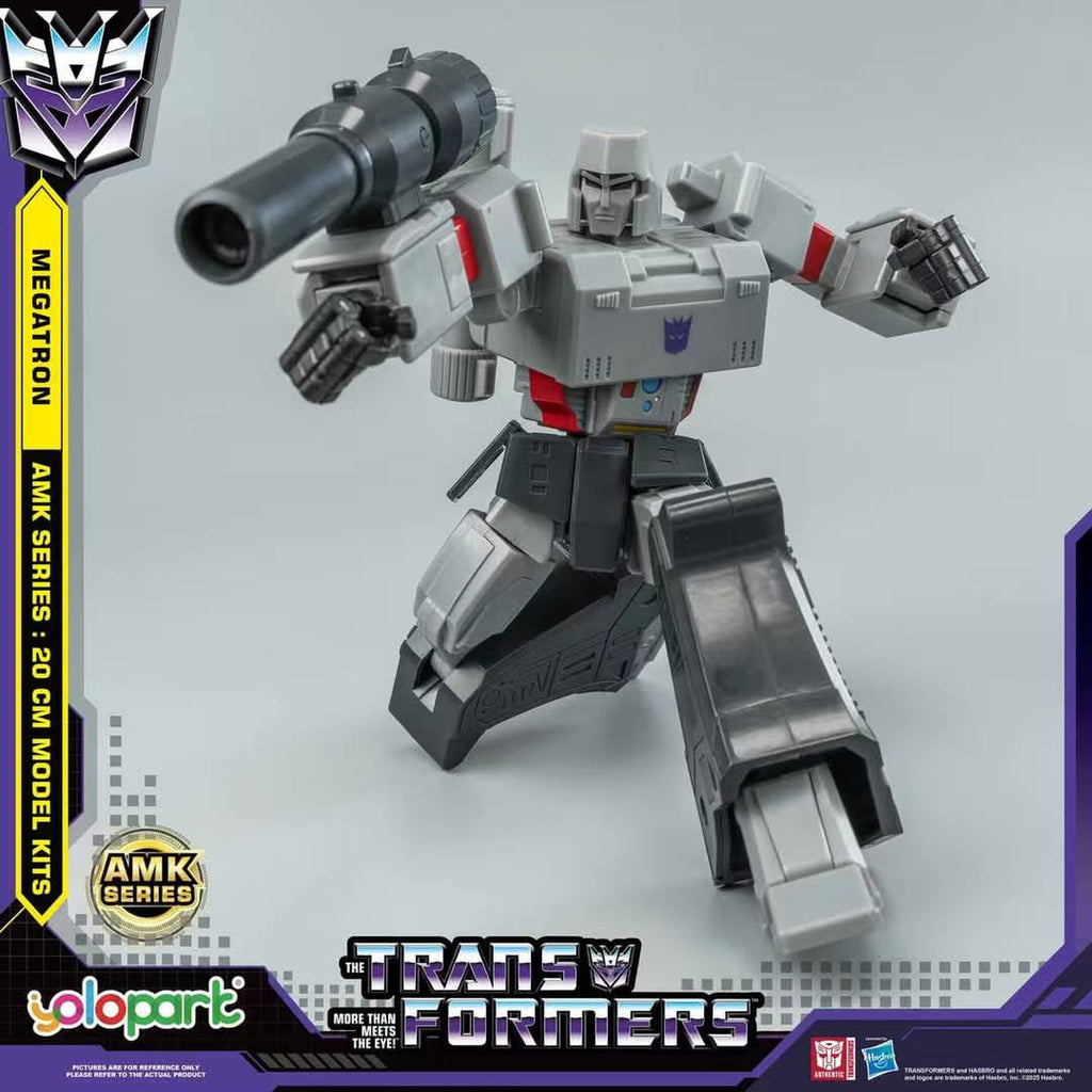 Produktbild Transformers Generation One AMK Series Plastic Model Kit Megatron 20 cm