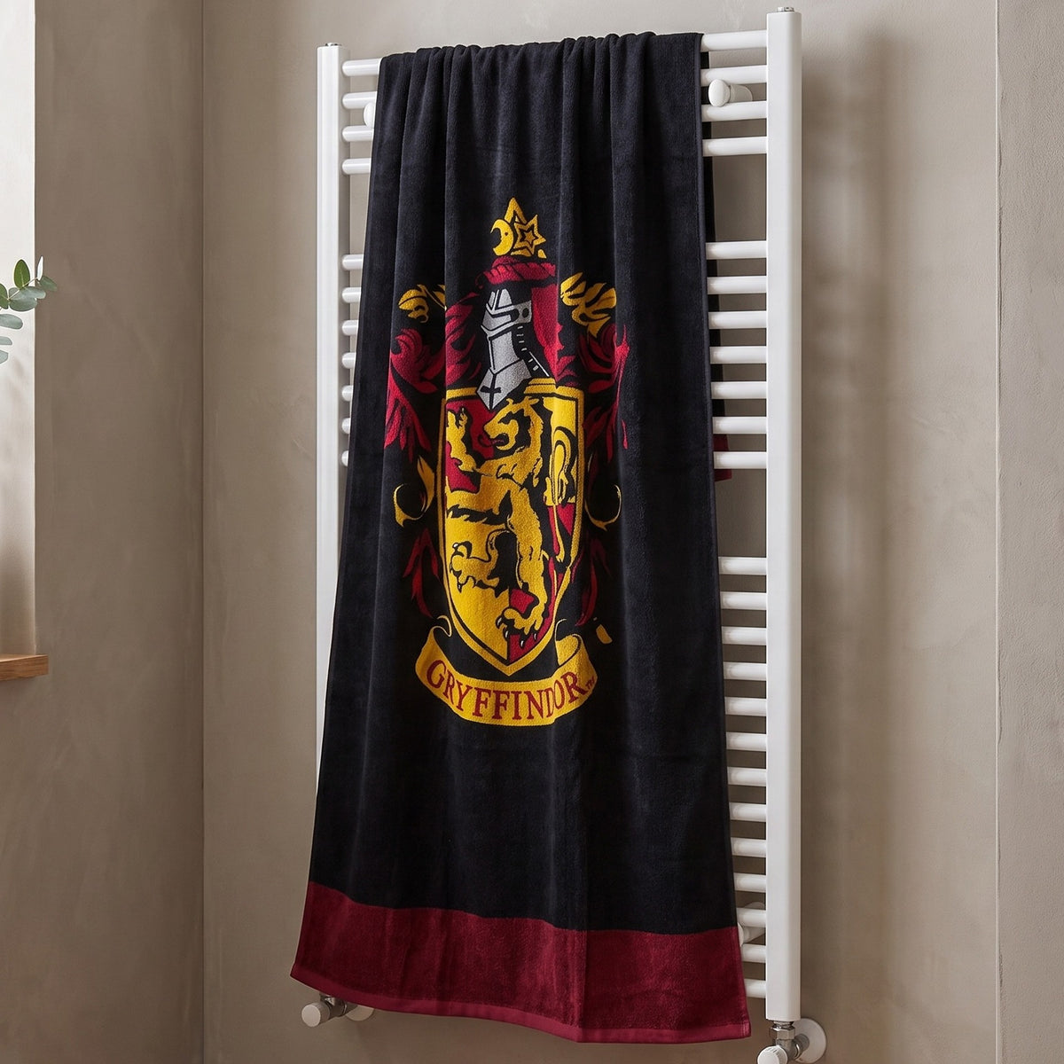 Produktbild Harry Potter Handtuch Gryffindor 150 x 75 cm