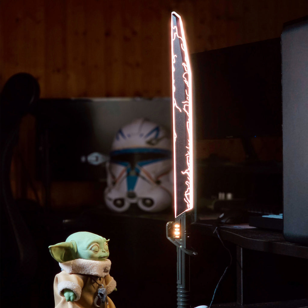 Produktbild Star Wars Lampe Mandalorian Darksaber 59 cm