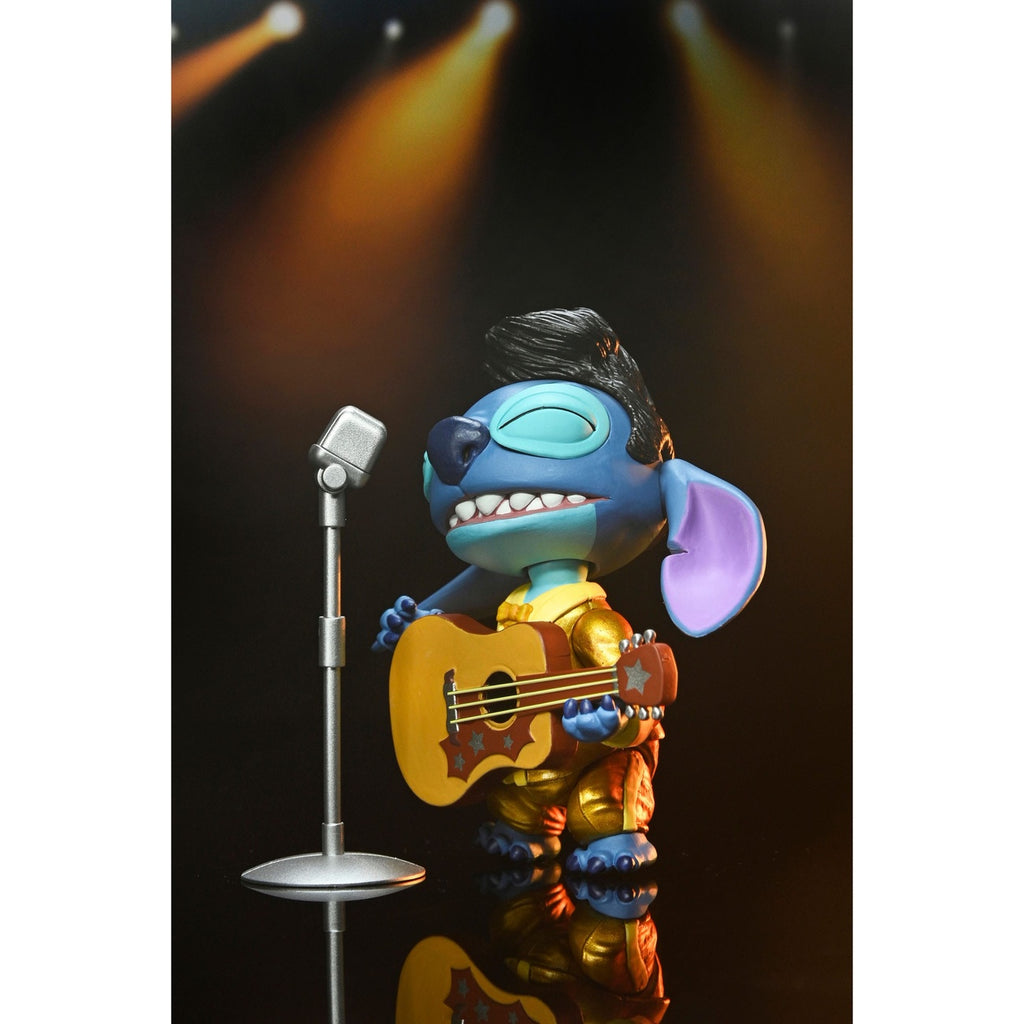 Produktbild Lilo & Stitch Actionfigur Ultimate Gold Suit Elvis Stitch 18 cm