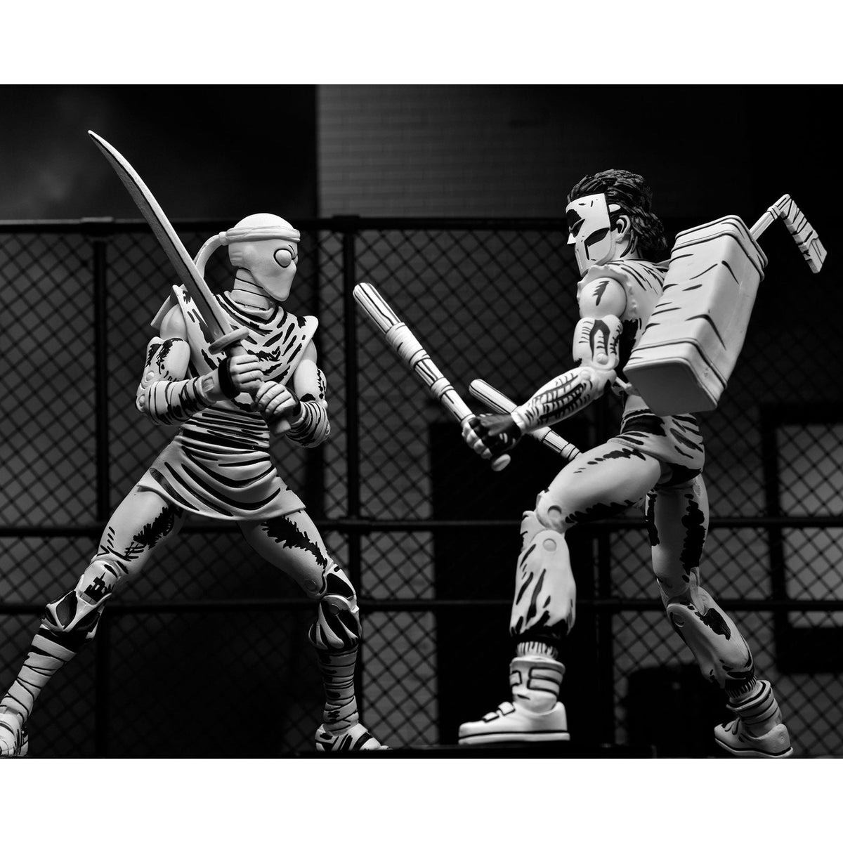 Produktbild Teenage Mutant Ninja Turtles Actionfigur Casey Jones Black & White 18 cm