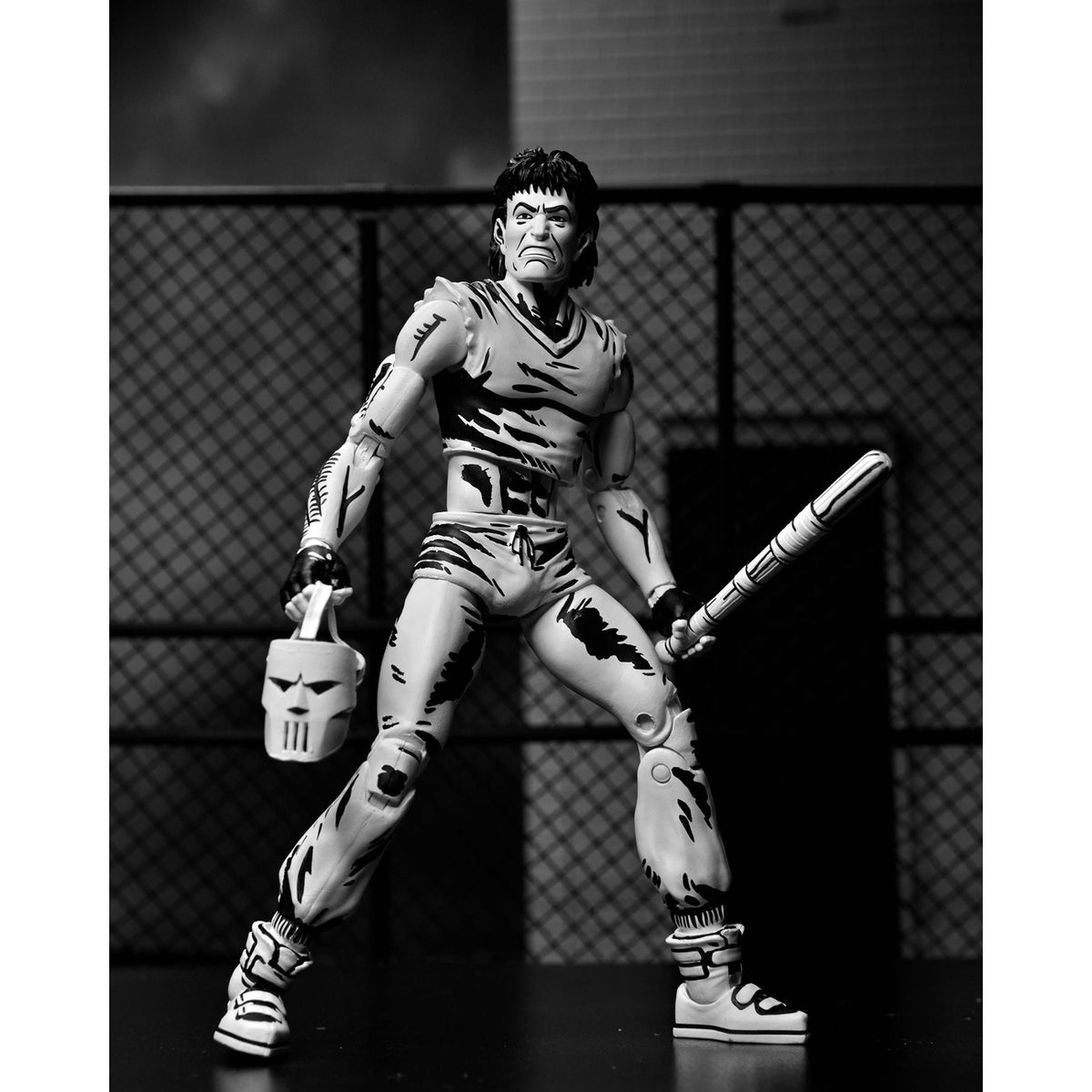 Produktbild Teenage Mutant Ninja Turtles Actionfigur Casey Jones Black & White 18 cm