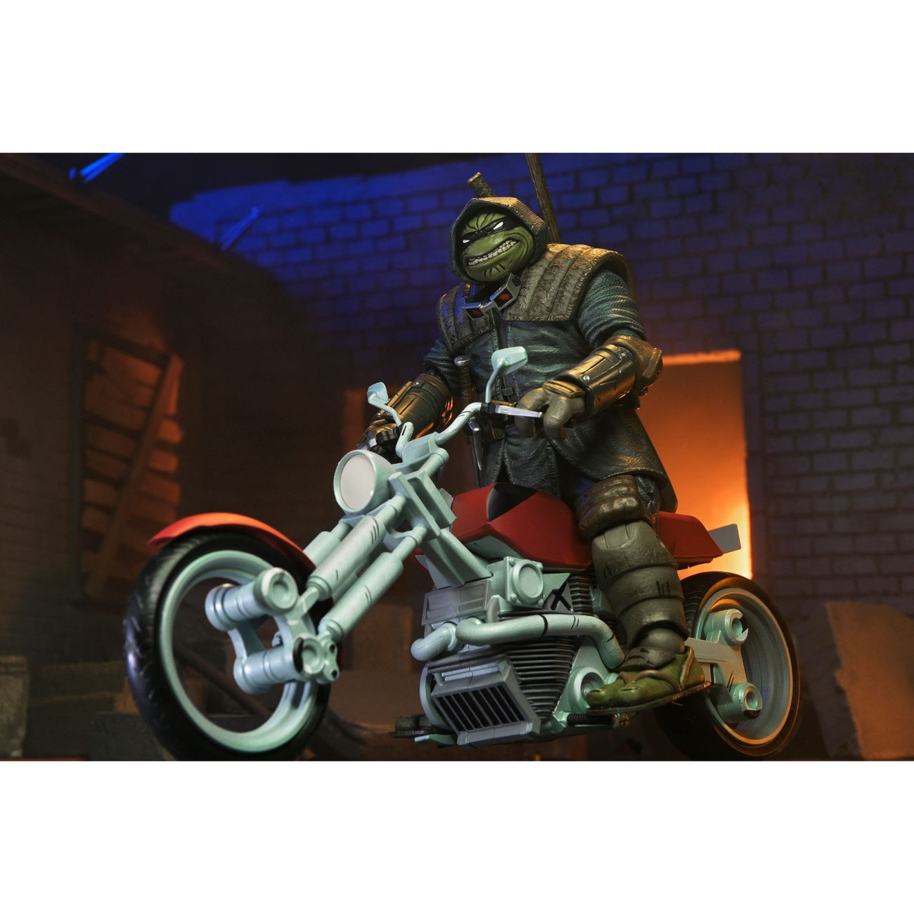 Produktbild Teenage Mutant Ninja Turtles (The Last Ronin The Lost Years) Actionfigur Casey Marie with Last Ronin Motorcycle 18 cm