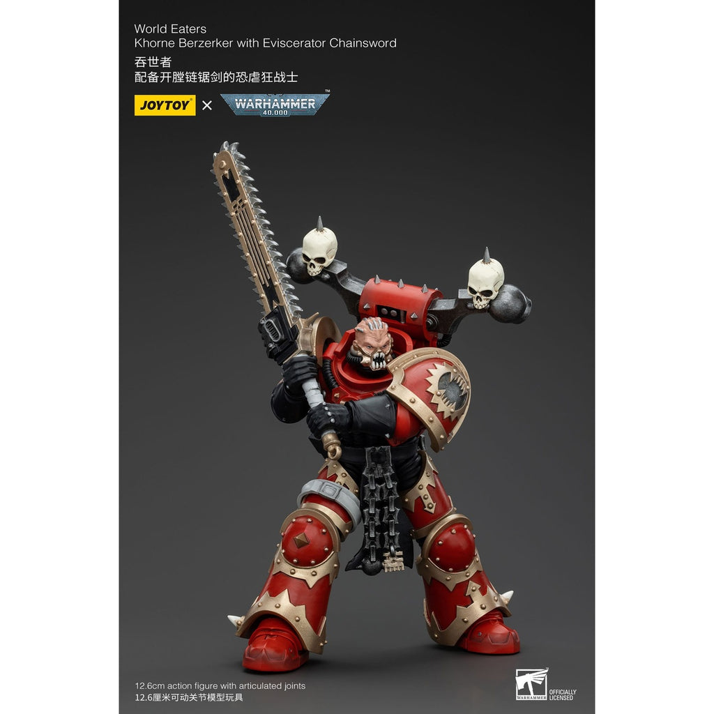 Produktbild Warhammer 40k Actionfigur 1/18 World Eaters Khorne Berzerker with Eviscerator Chainsword 13 cm