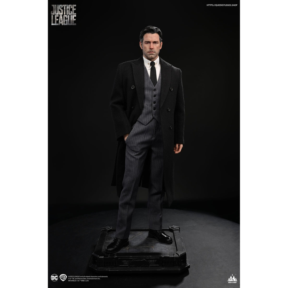Produktbild Justice League Statue 1/4 Bruce Wayne (Ben Affleck) 51 cm