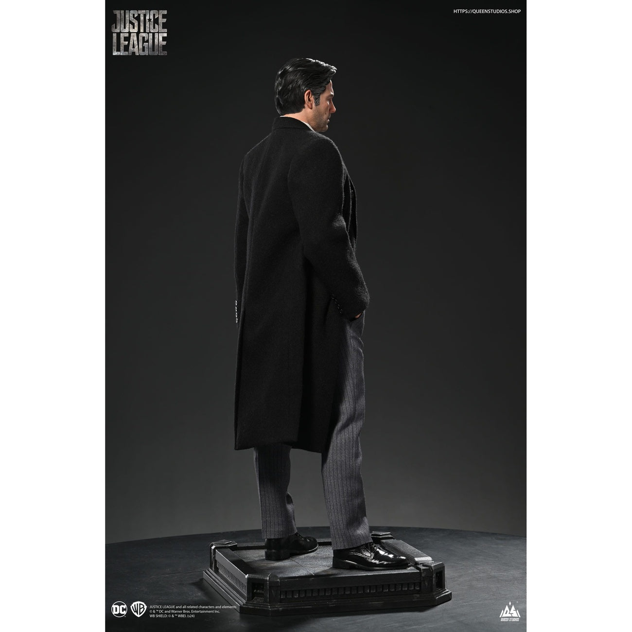 Produktbild Justice League Statue 1/4 Bruce Wayne (Ben Affleck) 51 cm