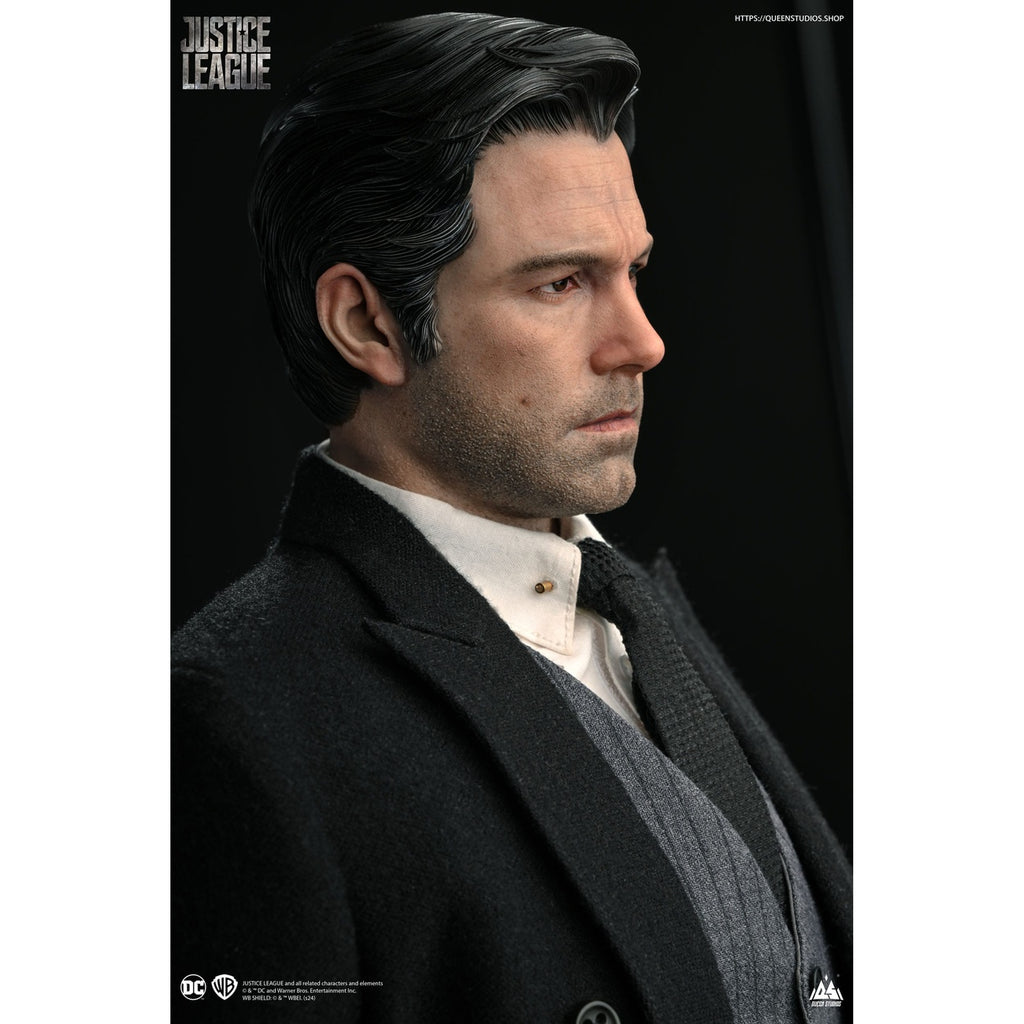 Produktbild Justice League Statue 1/4 Bruce Wayne (Ben Affleck) 51 cm