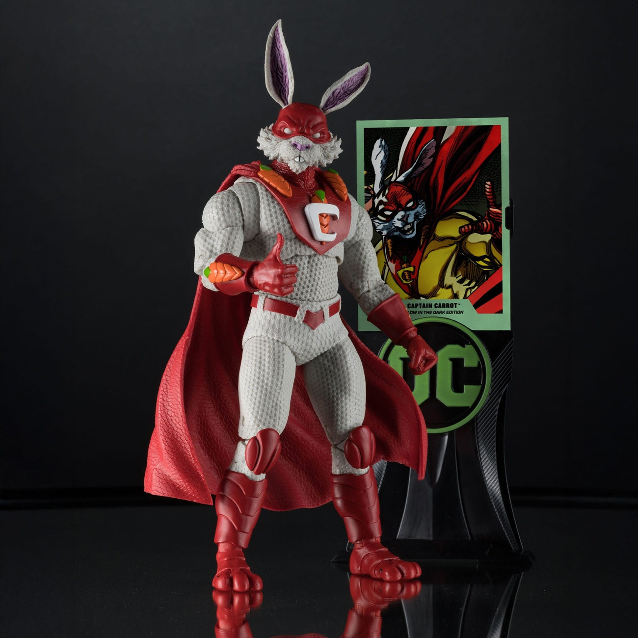 Product image DC Multiverse Action Figure Captain Carrot (Justice League Incarnate) Glow in the Dark Edition (Gold Label) 18 cm