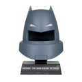 Produktbild Batman DC Direct Mini-Replik 1/3 Gepanzerte Batman Maske (Dark Knight Returns) 18 cm