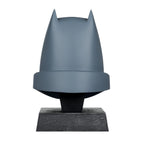Produktbild Batman DC Direct Mini-Replik 1/3 Gepanzerte Batman Maske (Dark Knight Returns) 18 cm