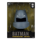 Produktbild Batman DC Direct Mini-Replik 1/3 Gepanzerte Batman Maske (Dark Knight Returns) 18 cm