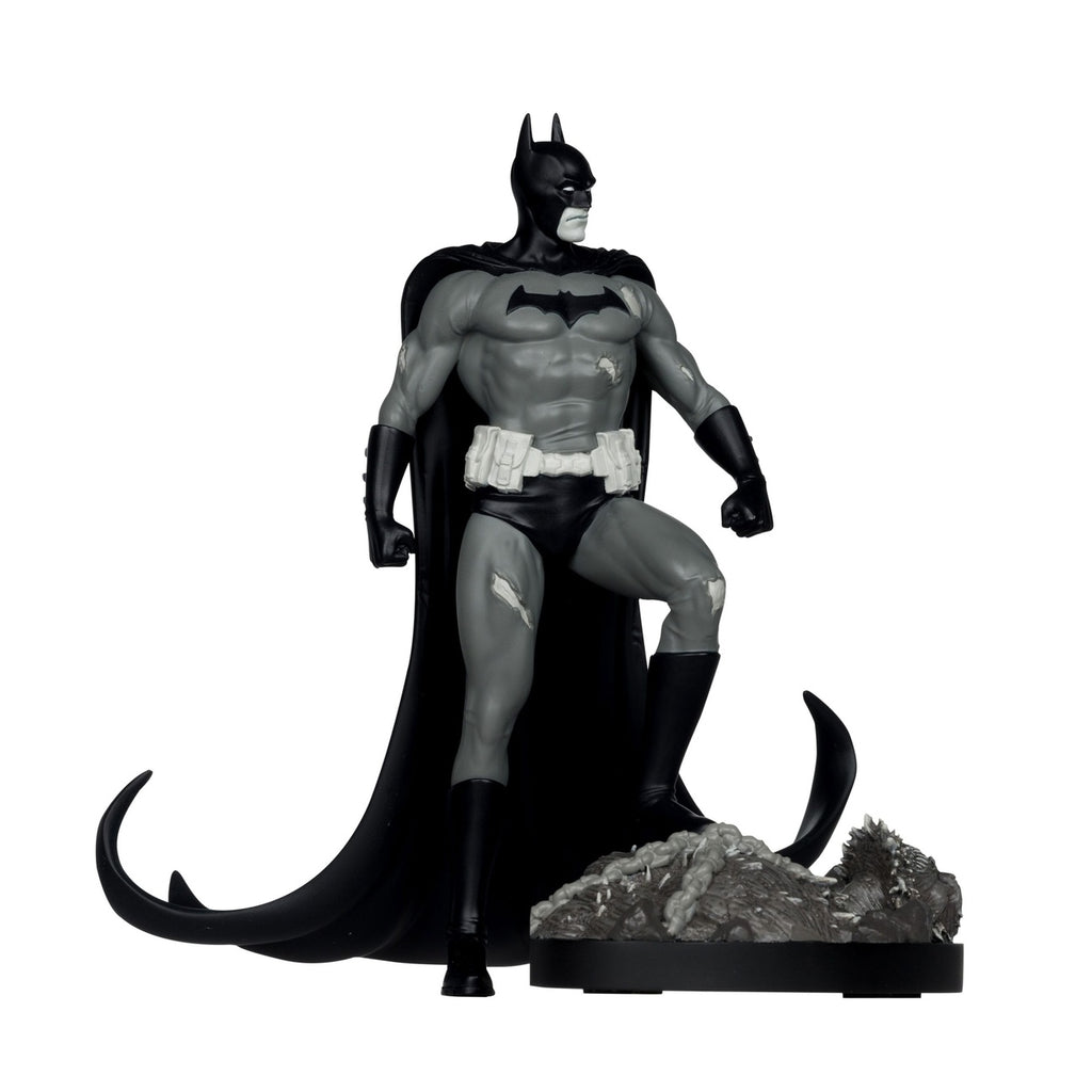 Produktbild DC Direct Statue 1/10 Batman by Bjorn Barends (Black White) 18 cm
