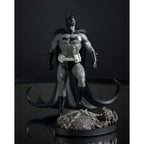Produktbild DC Direct Statue 1/10 Batman by Bjorn Barends (Black White) 18 cm