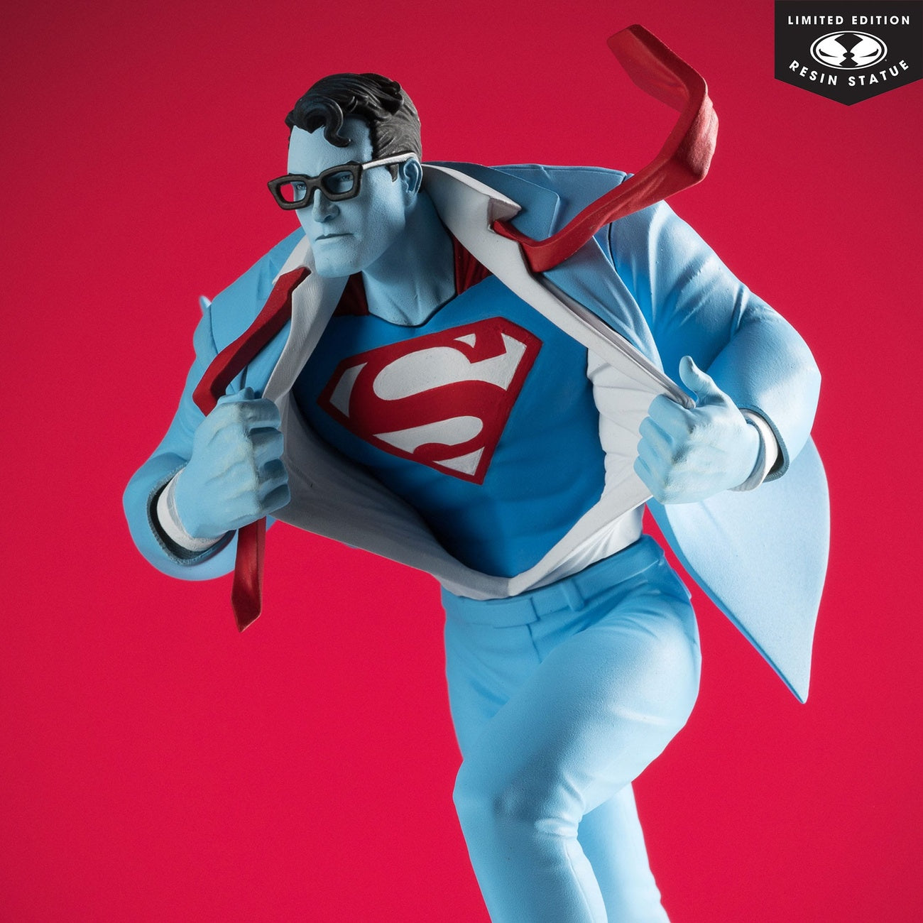 Produktbild DC Direct Statue 1/10 Superman Red and Blue: Superman by Clayton Henry Limited Edition 16 cm