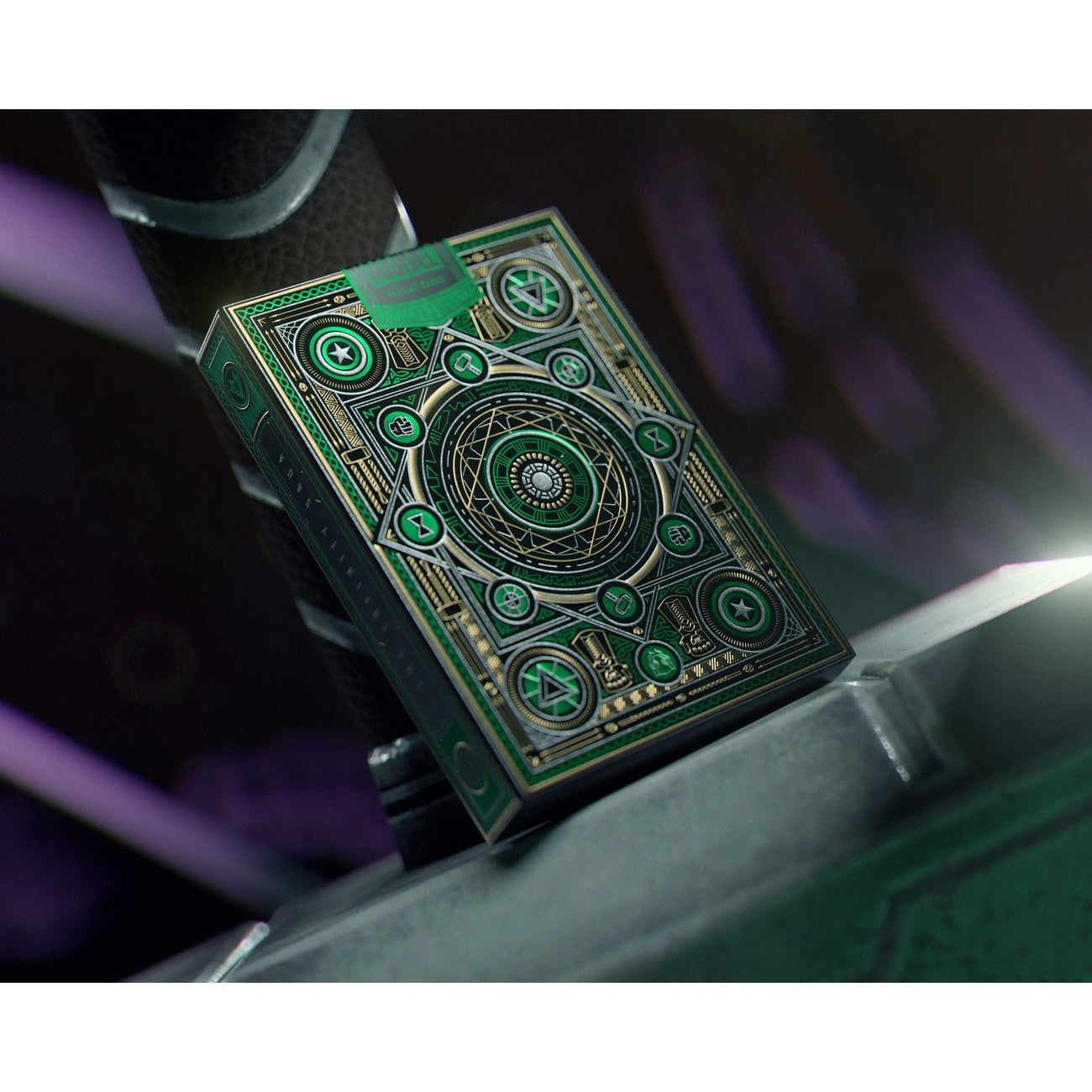 Produktbild Avengers - The Infinity Saga Spielkarten Green Version
