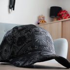 Produktbild The Witcher Baseball Logo Black