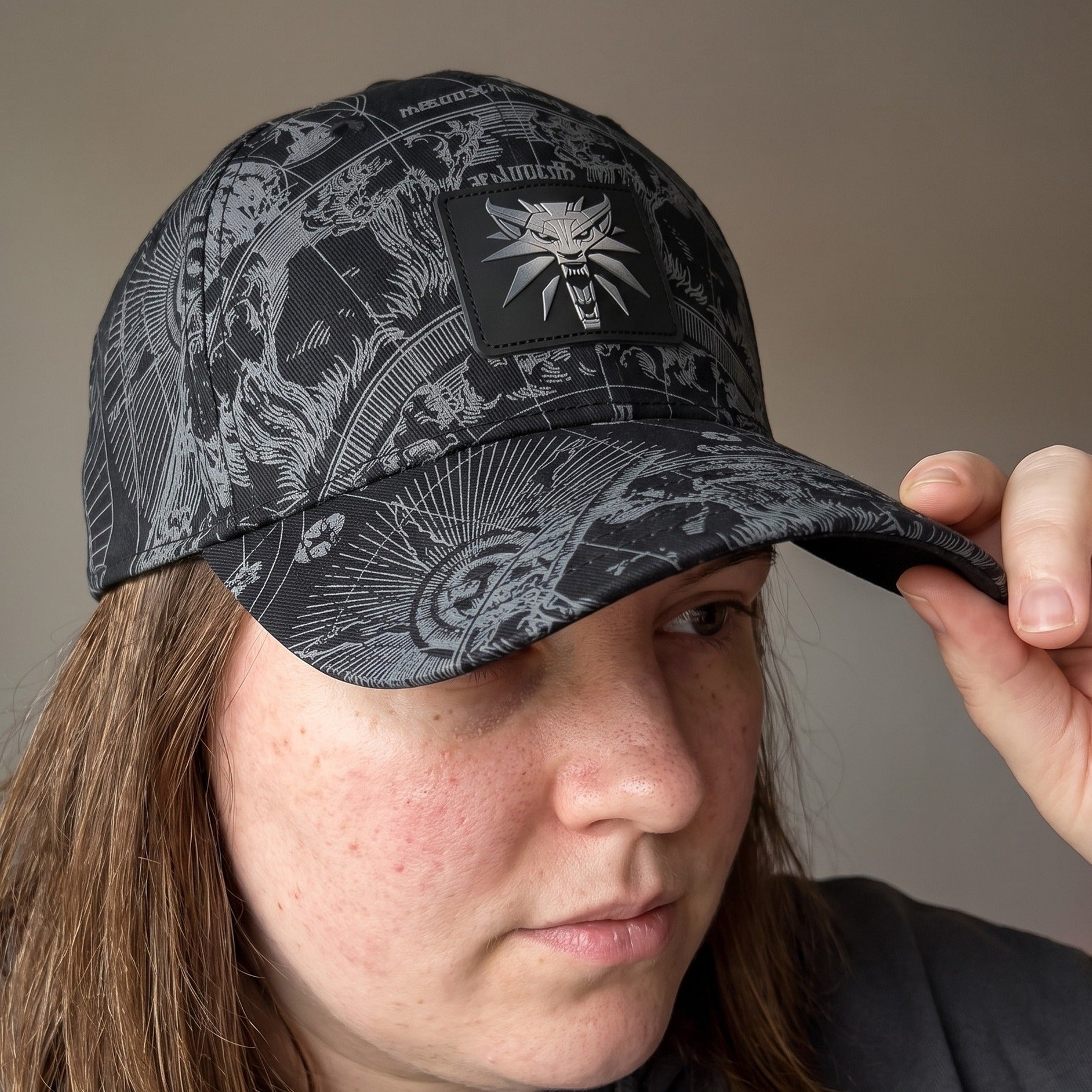 Produktbild The Witcher Baseball Logo Black