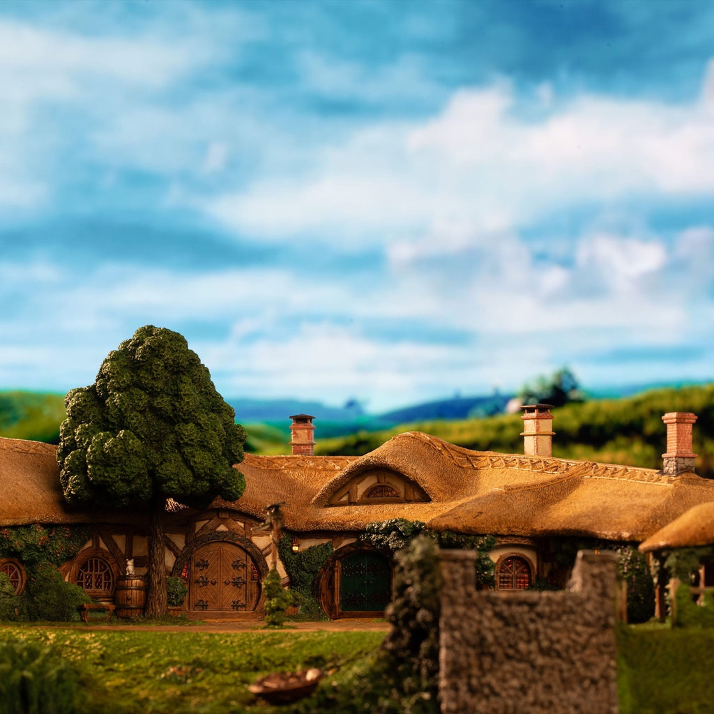 Produktbild Herr der Ringe Statue The Green Dragon Inn