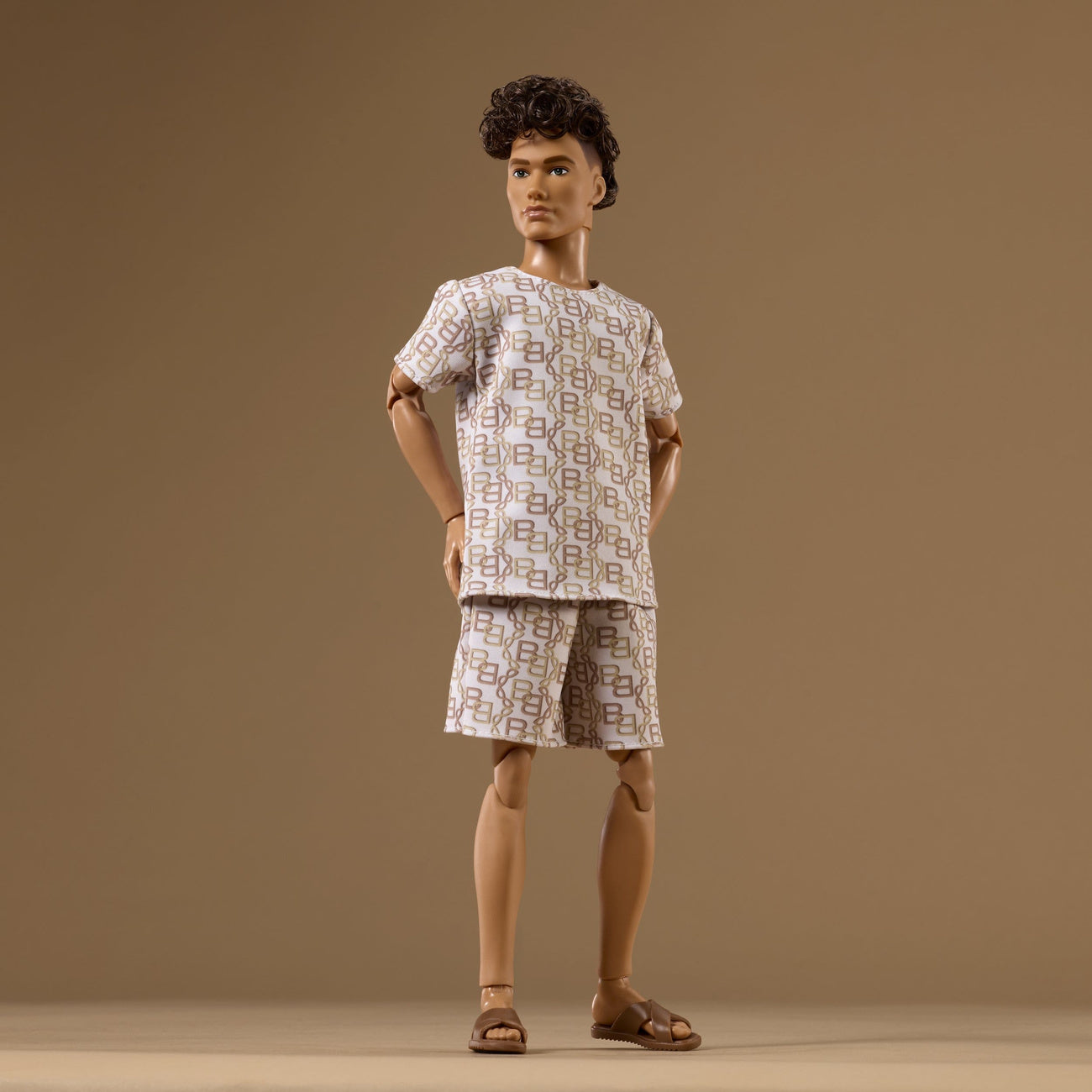 Produktbild Barbie Signature Puppe Ken Barbie Basics: Model 10