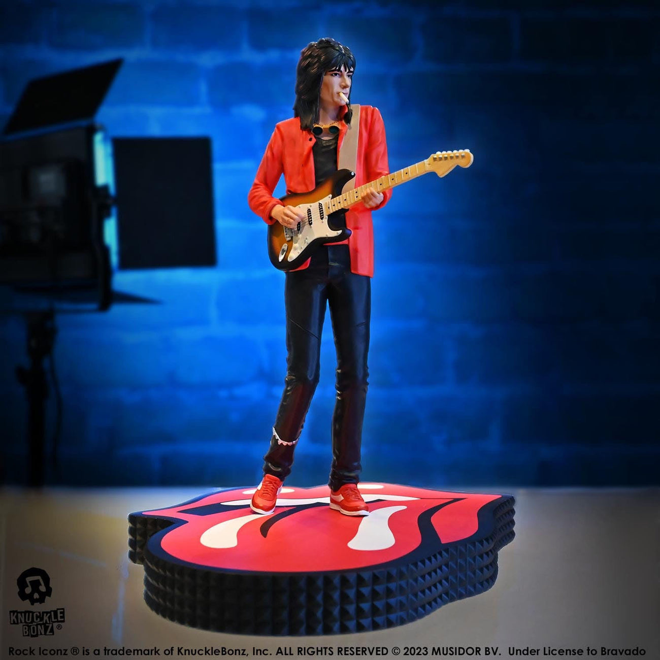 Product image The Rolling Stones Rock Iconz Statue Ronnie Wood (Tattoo You Tour 1981) 22 cm