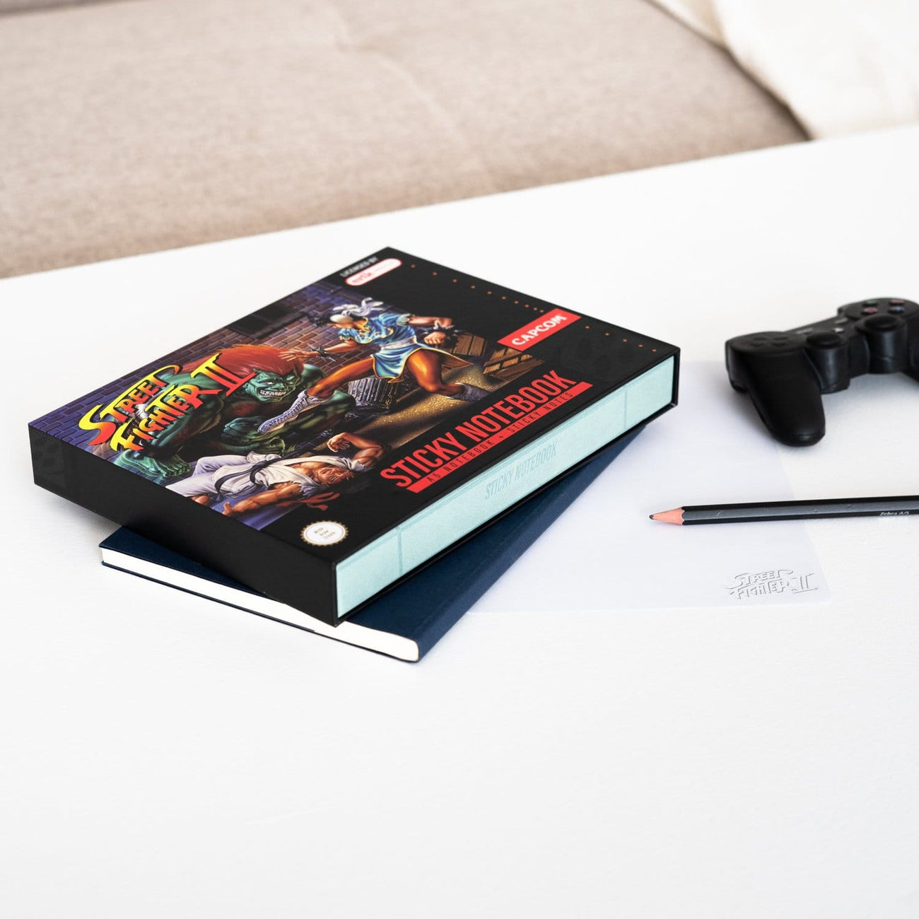 Produktbild Street Fighter Premium Notizbuch mit Haftnotizen und Hülle A5