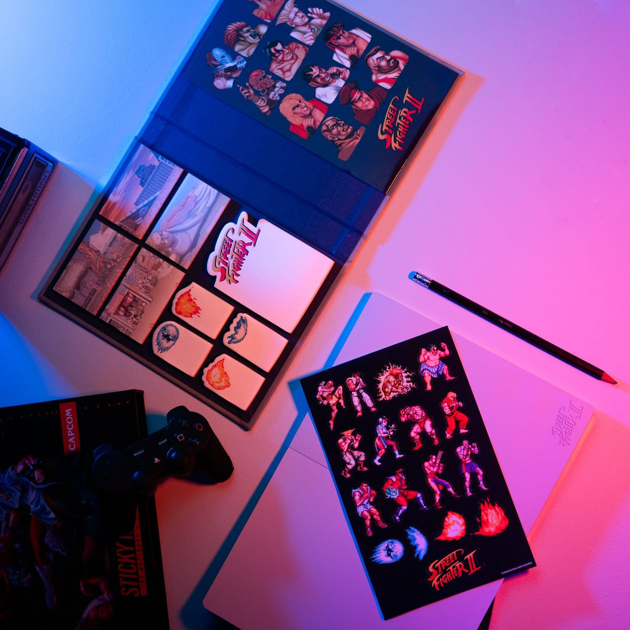 Produktbild Street Fighter Premium Notizbuch mit Haftnotizen und Hülle A5
