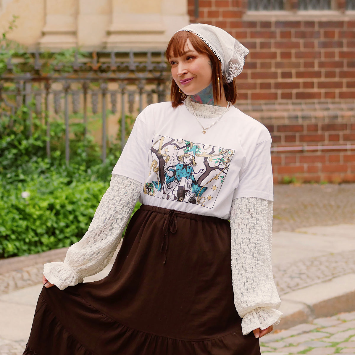Produktbild T-Shirt für Coco und Atelier of Witch Hat Fans Limited Edition weiß