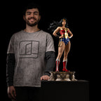 Produktbild DC Comics Legacy Replica Statue 1/4 Wonder Woman 56 cm