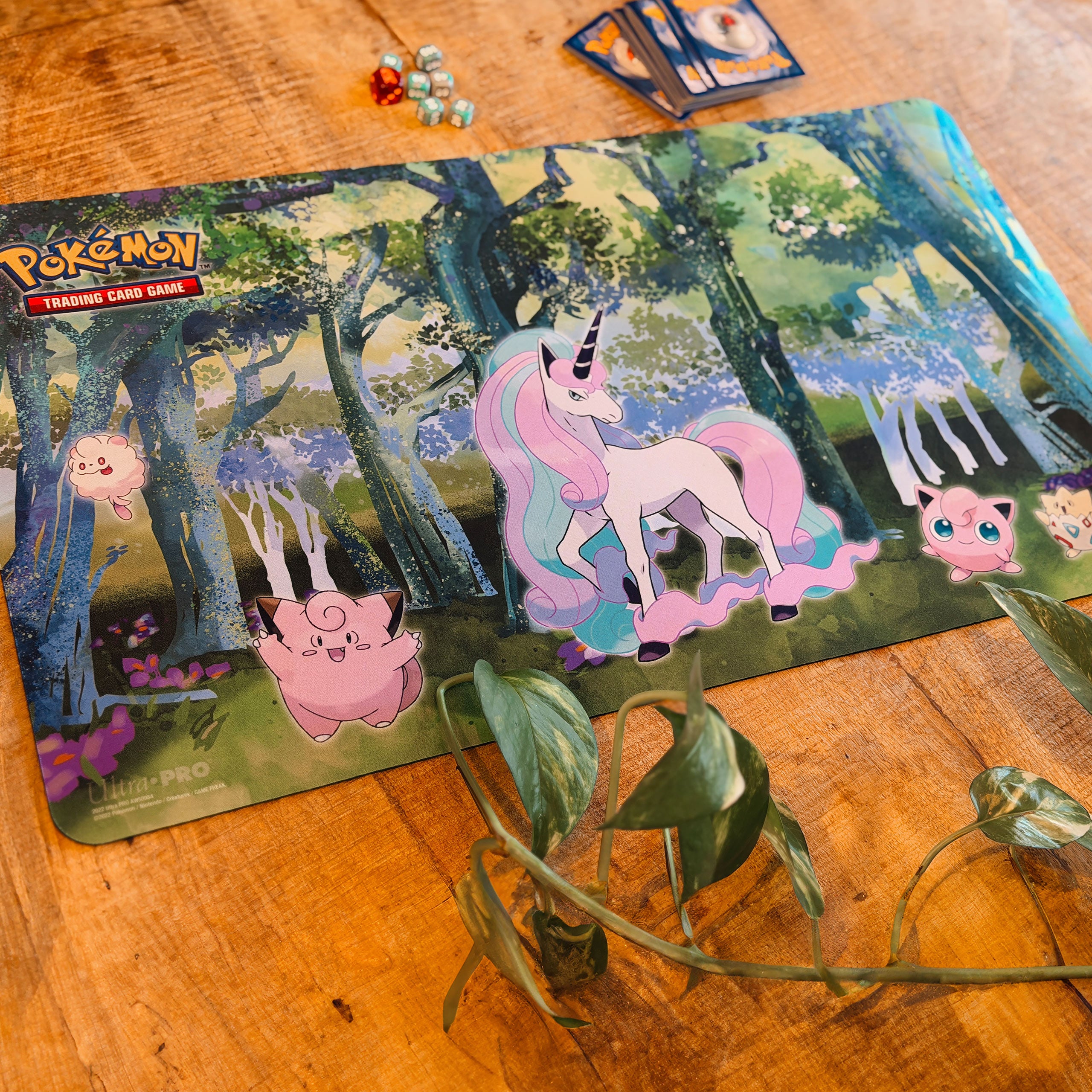 Produktbild Pokemon - Zauberwald Spielmatte