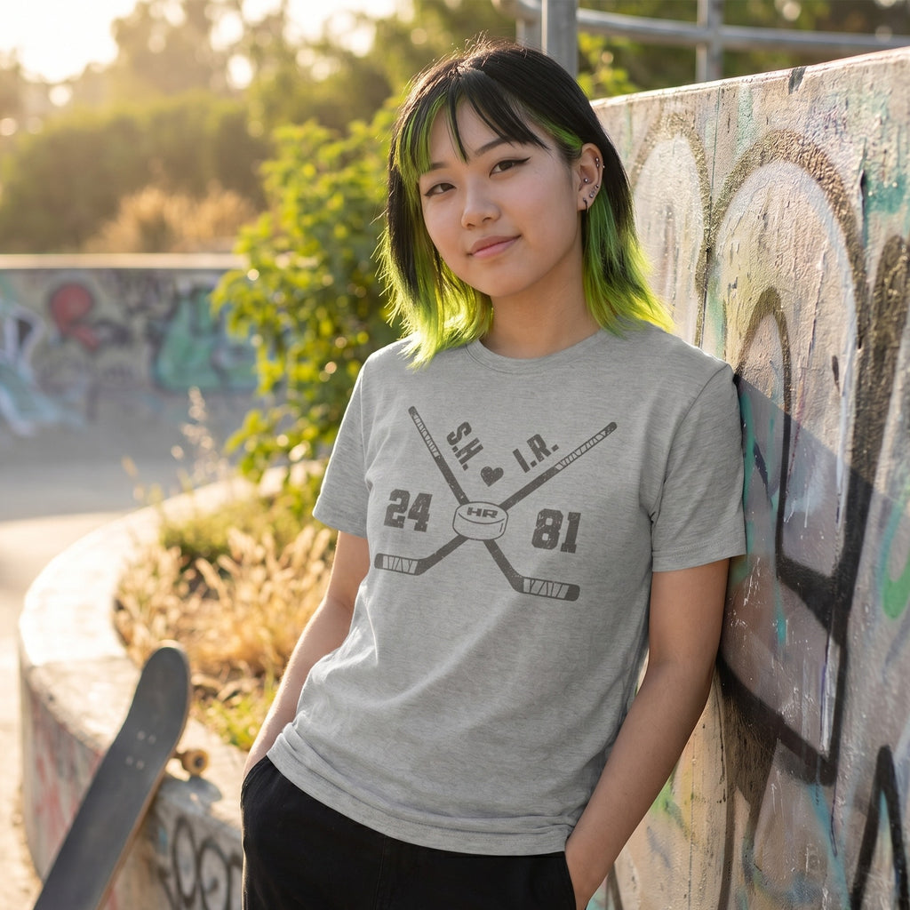 Produktbild Hollander und Rozanov Hockey T-Shirt für Heated Rivalry Fans