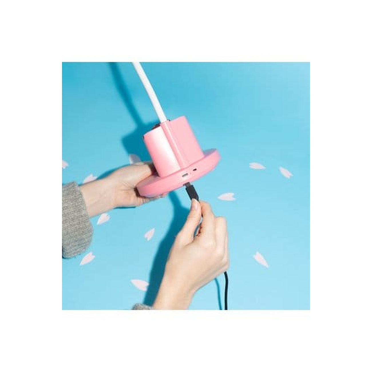 Produktbild One Piece Netflix Schreibtischlampe 34 cm
