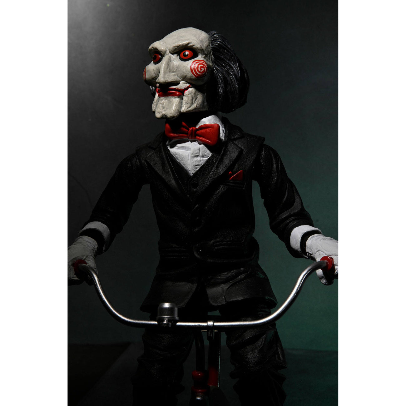 Produktbild Saw Actionfigur mit Sound Billy mit Dreirad 30 cm