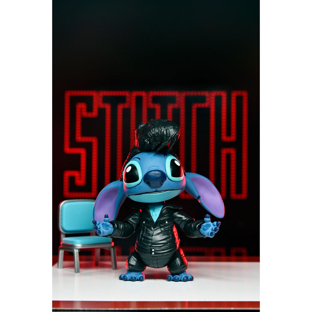 Produktbild Lilo & Stitch Actionfigur Ultimate Singer Elvis Stitch 7 cm
