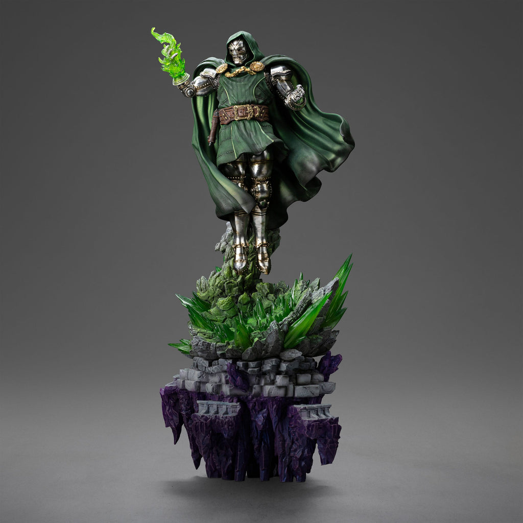 Product image Doctor Doom Marvel Legends Diorama Art Scale Statue
