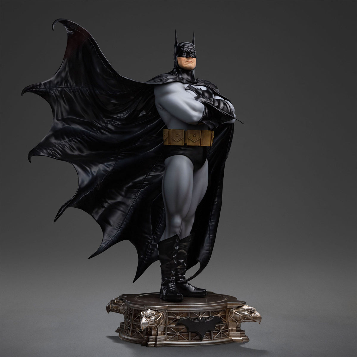 Product image DC Comics Legacy Replica Statue 1/4 Batman DC Trinity 60 cm