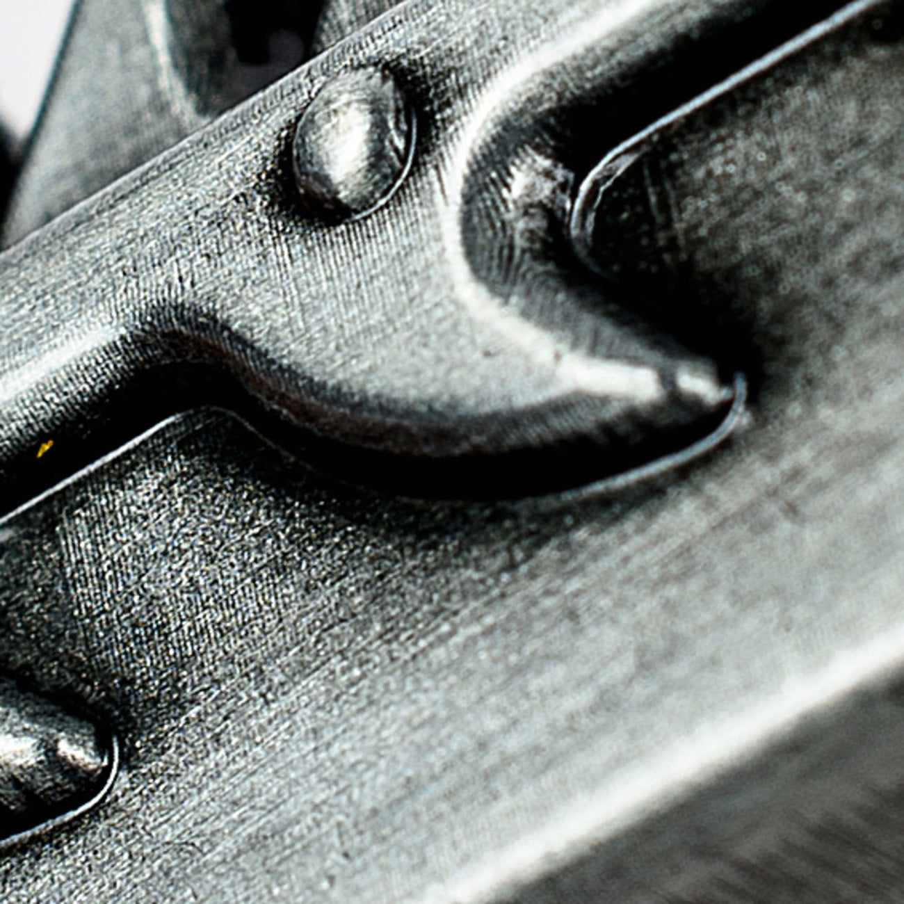 Produktbild Warhammer 40,000 Flaschenöffner Chaos Chainsword